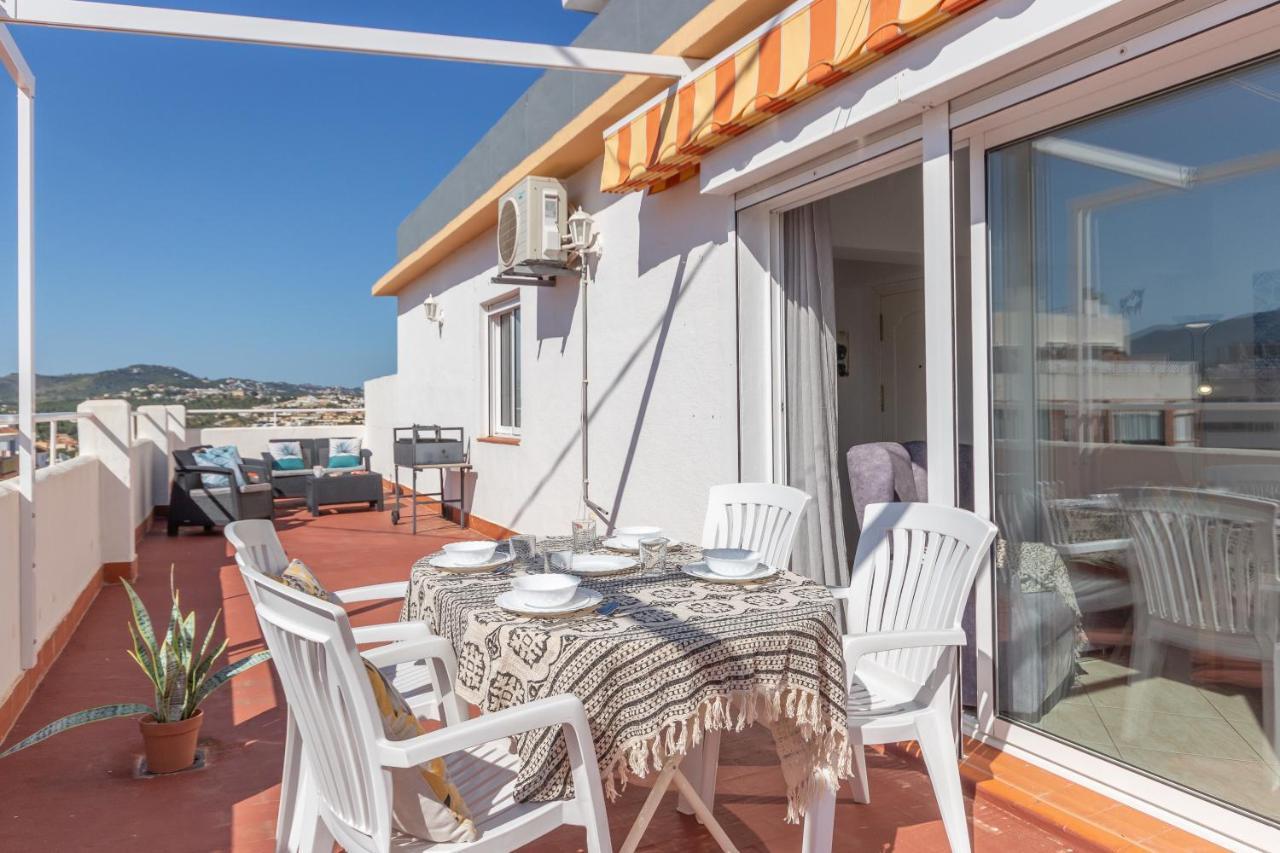 Pondarosa Penthouse 55 - Costa Carpediem กัลเป ภายนอก รูปภาพ